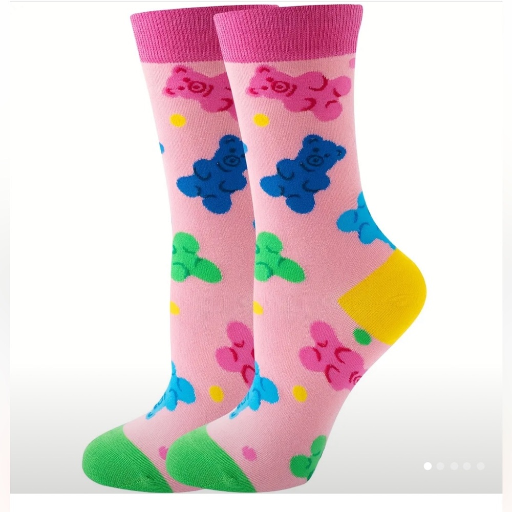 🌈 Colorful Gummy Bear Crew Socks 🌈